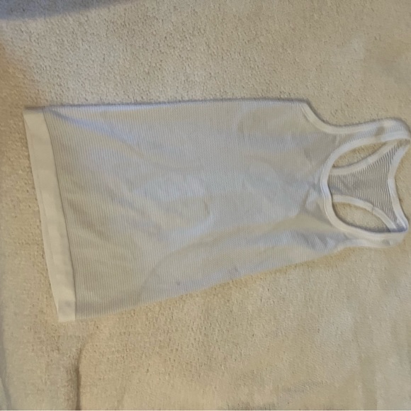 lululemon swiftly tank - Picture 2 of 3